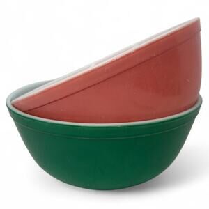 Vintage Pyrex 1940s Primary Colors Mixing Bowls 1/2 Qt Set of 2 Green Pink
